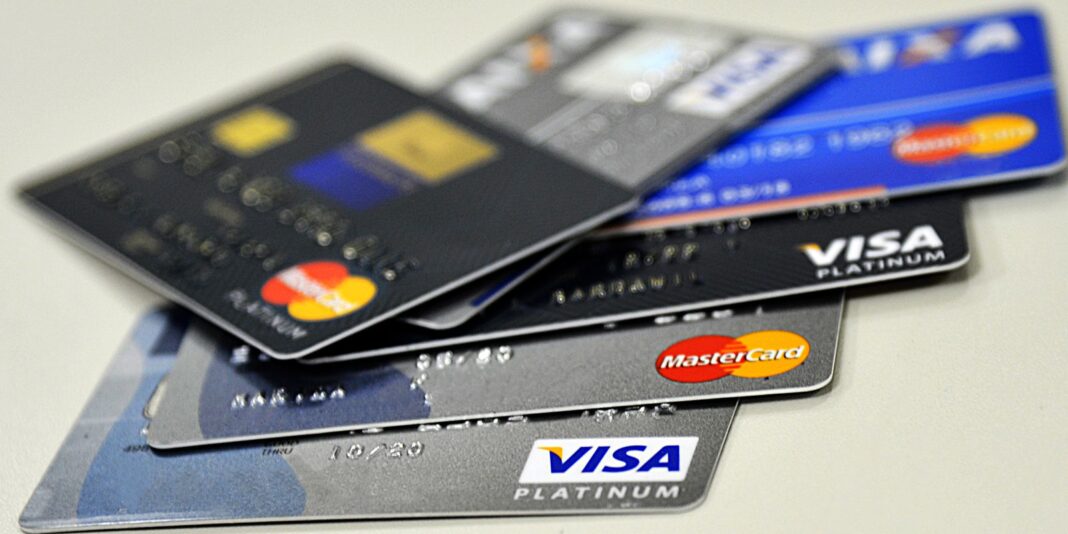 pagamentos-com-cartoes-de-credito-crescem-42%-no-primeiro-trimestre