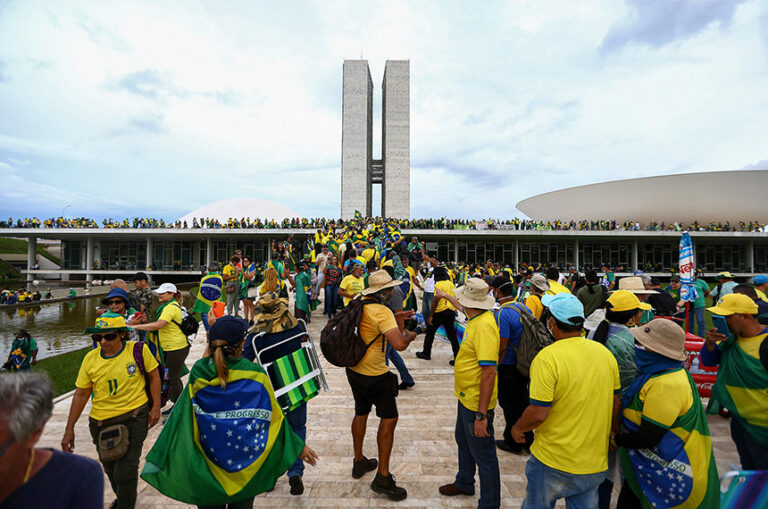 Sem ameaça identificada, 8 de janeiro terá 2 mil PMs na Esplanada