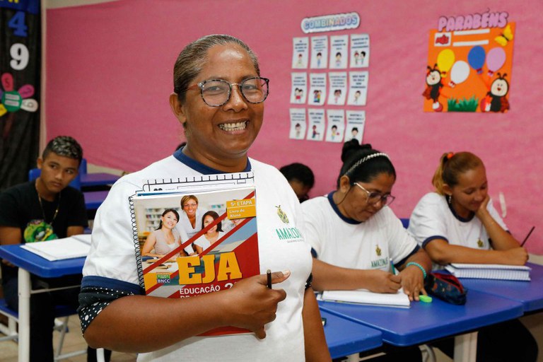 Pacto EJA: Municípios Têm Até Quarta-feira (31) para Adesão à Iniciativa Nacional