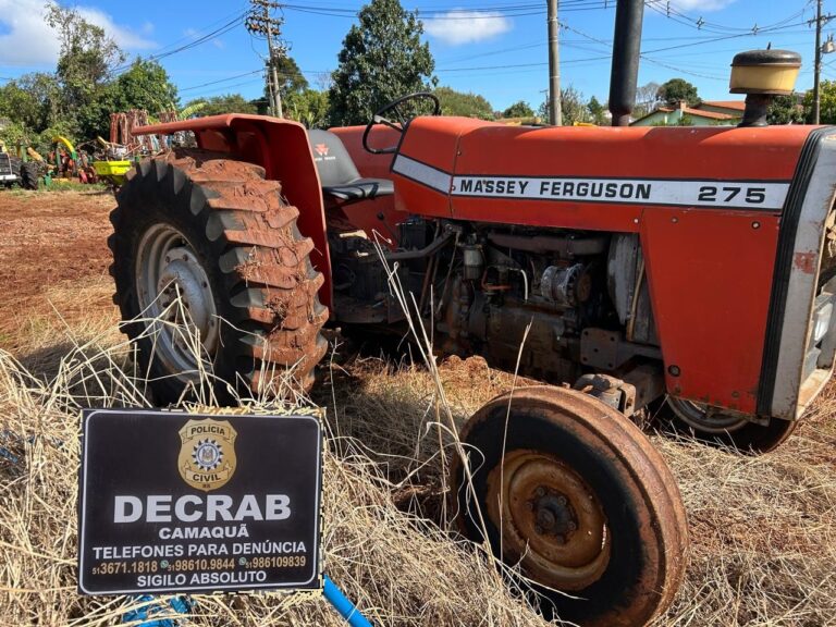 DECRAB Camaquã recupera trator furtado em São Joaquim-SC