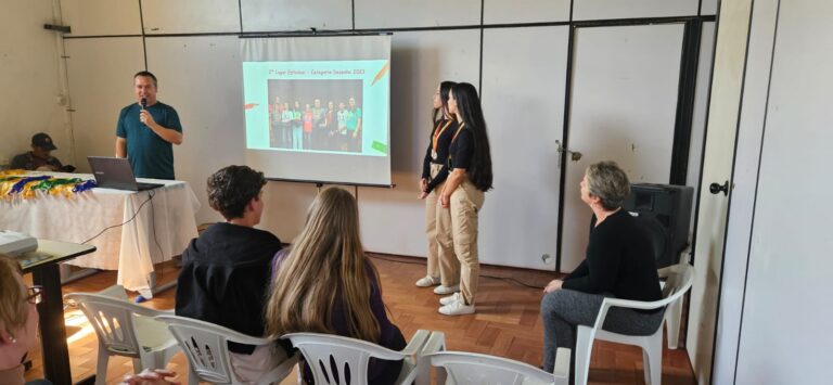 Alunos de Sertão Santana recebem premiação da etapa municipal Projeto MPT