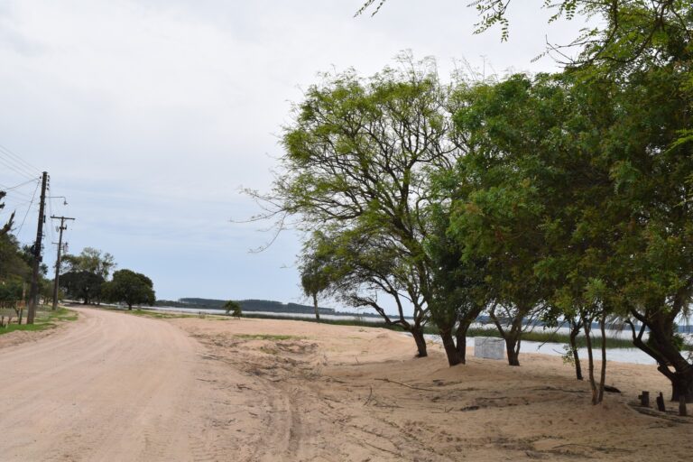 Limpeza das Praias para a Temporada de Verão: Prefeitura de Tapes Inicia Mutirão na Pinvest