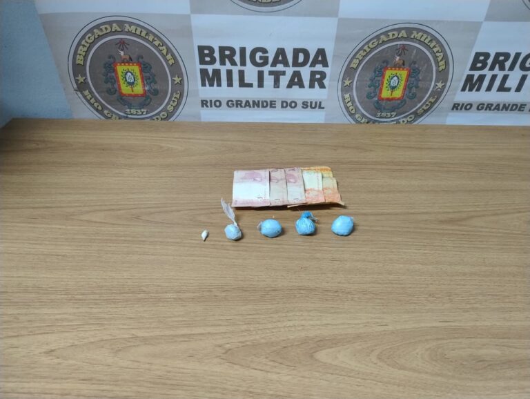 Brigada Militar prende mulher de 23 anos por tráfico de drogas no interior de Camaquã