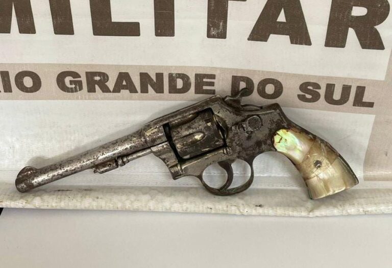 Brigada Militar Prende Homem por Porte Ilegal de Arma de Fogo em Camaquã