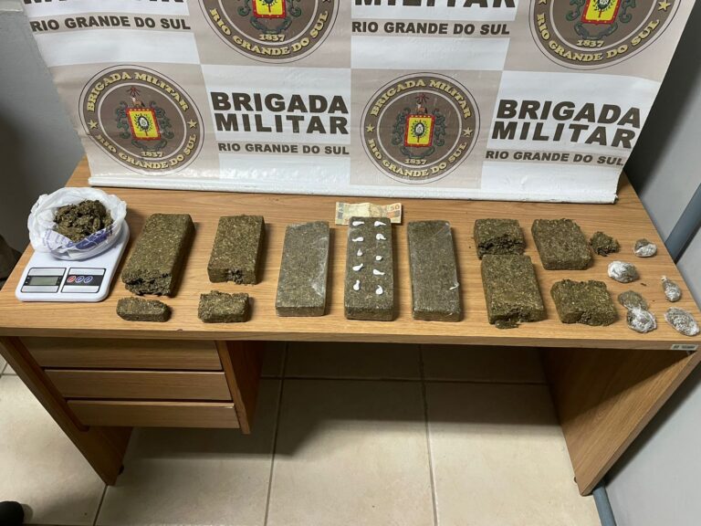 Brigada Militar prende mulher com drogas em Camaquã